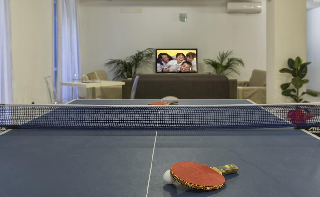 Hotel Lido Inn ลิโด ดิ กามาโยเร ภายนอก รูปภาพ
